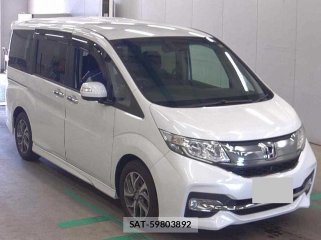 Honda e 2016-02 8328653-0