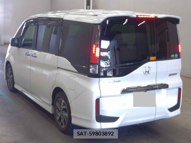 Honda e 2016-02 8328653-4