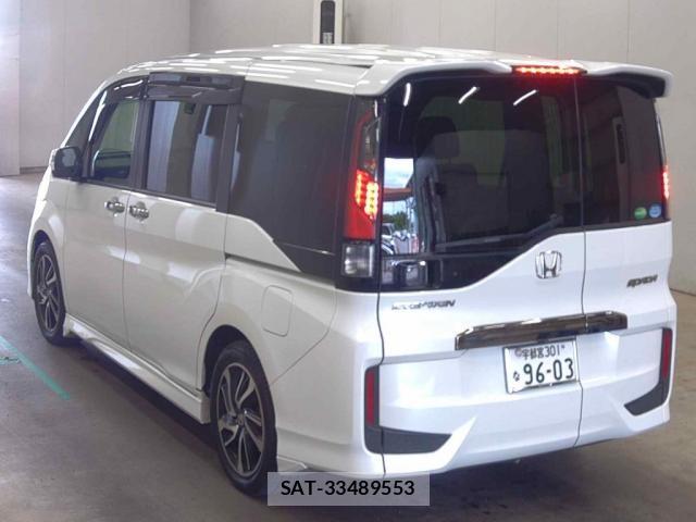 Honda e 2017-03 8328670-4