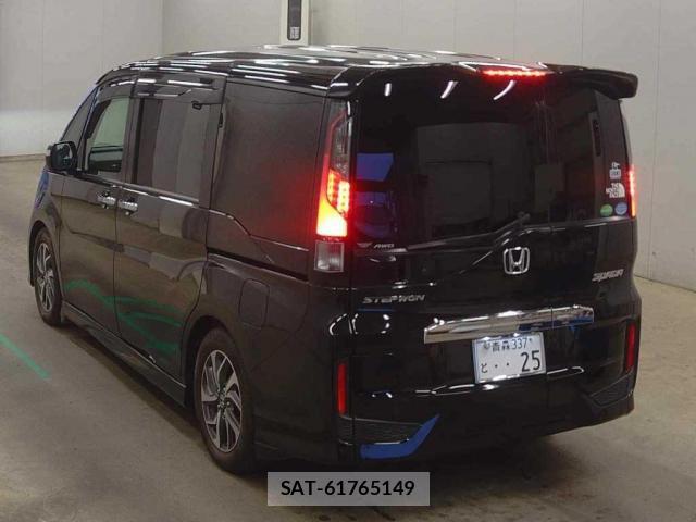 Honda e 2017-07 8328676-1