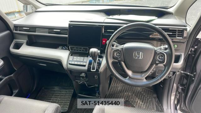 Honda e 2018-10 8329298-2