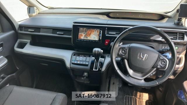 Honda e 2017-10 8329300-2