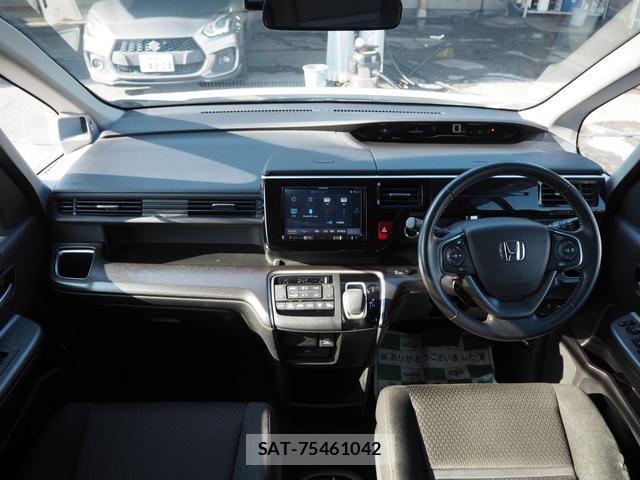 Honda e 2018-03 8329940-1