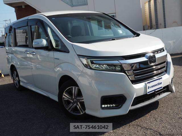 Honda e 2018-03 8329940-5
