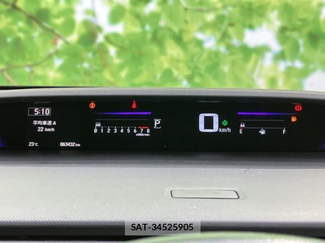 Honda e 2017-08 8330516-14
