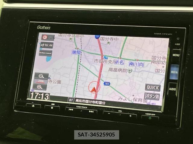 Honda e 2017-08 8330516-8