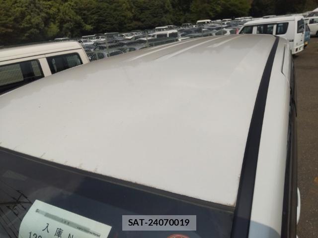 Honda e 2019-07 8328214-6