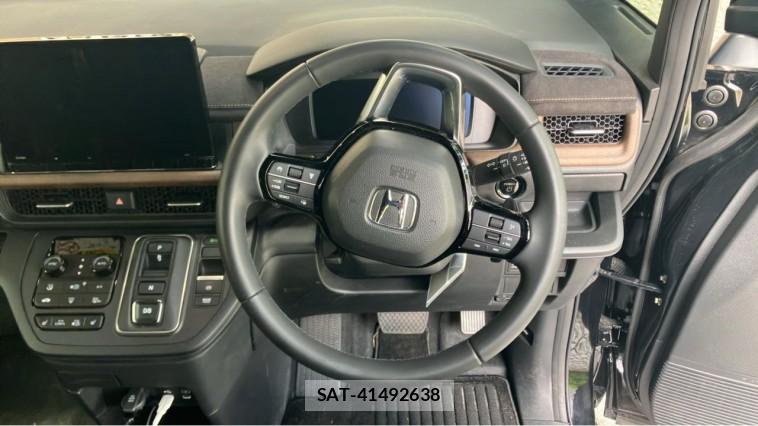 Honda e 2025-02 8329289-16