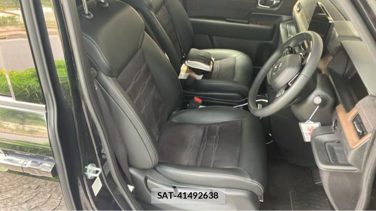 Honda e 2025-02 8329289-5