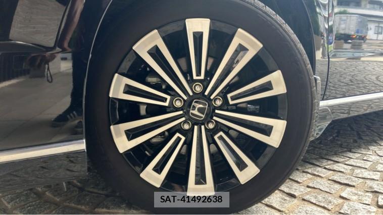 Honda e 2025-02 8329289-8