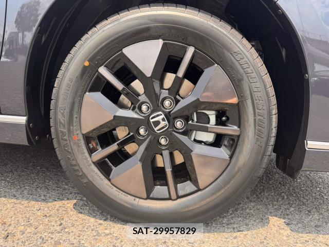 Honda e 2026-07 8329431-19