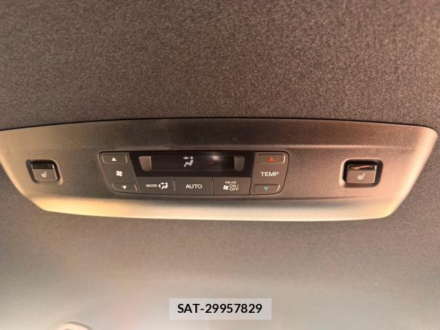 Honda e 2026-07 8329431-9