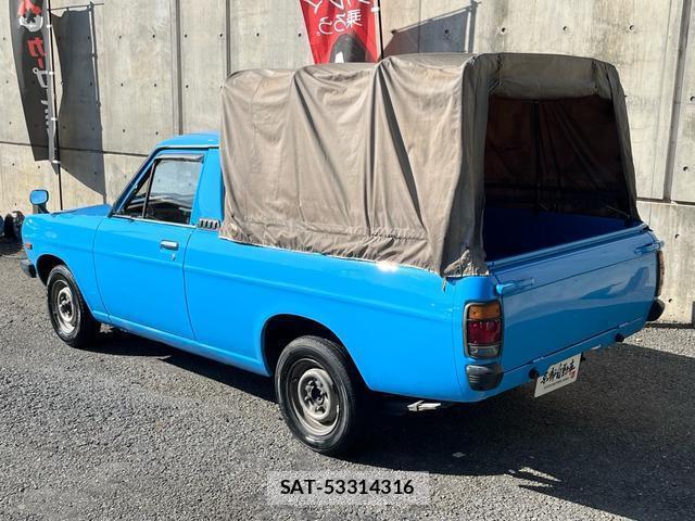 Nissan SUNNY TRUCK 1982-11 8329977-3