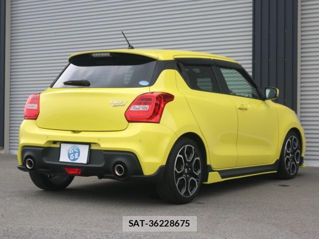 Suzuki SWIFT 2021-02 8328033-13