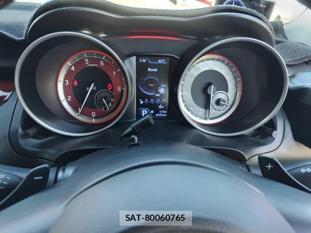 Suzuki SWIFT 2019-10 8330210-16