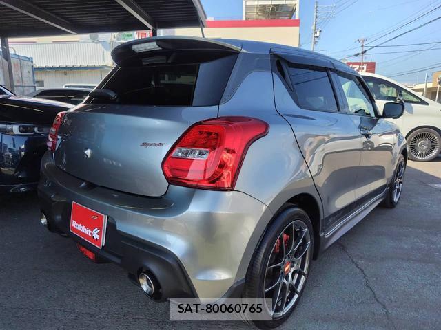 Suzuki SWIFT 2019-10 8330210-4