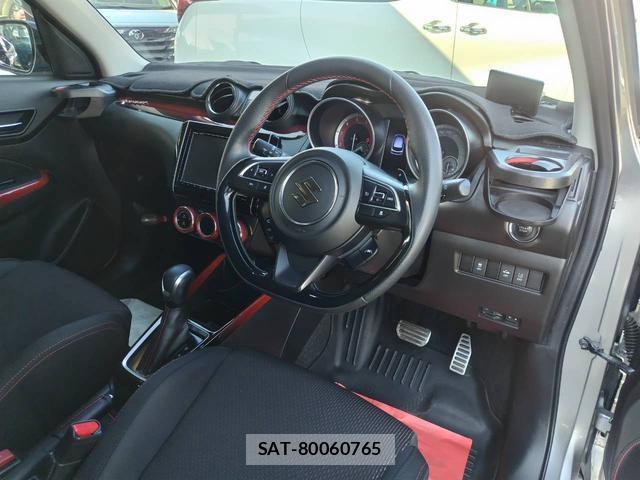 Suzuki SWIFT 2019-10 8330210-9