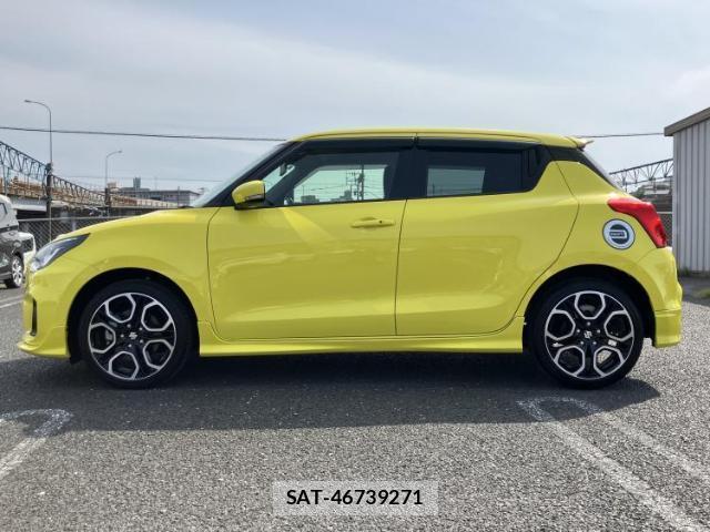 Suzuki SWIFT 2021-08 8330491-1
