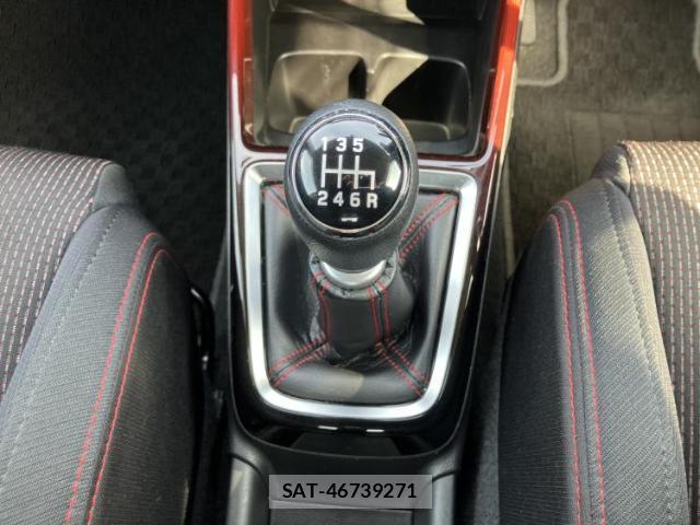 Suzuki SWIFT 2021-08 8330491-16