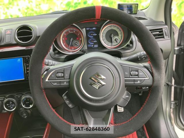 Suzuki SWIFT 2018-05 8330556-14