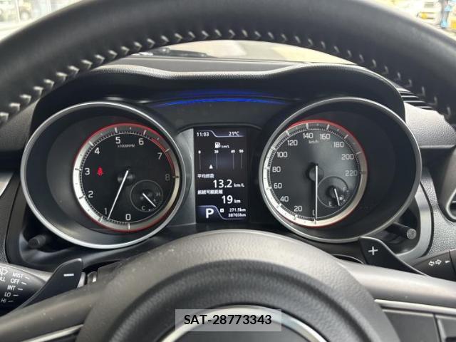 Suzuki SWIFT 2023-07 8328066-14
