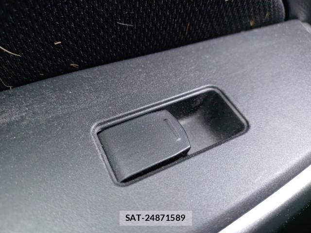 Suzuki SWIFT 2017-07 8328228-12