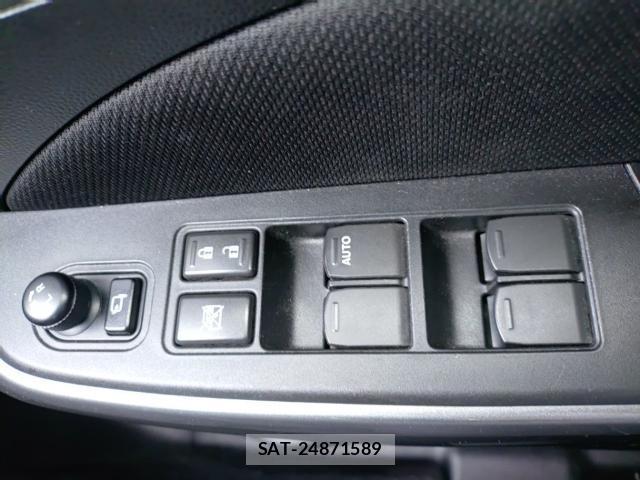 Suzuki SWIFT 2017-07 8328228-13