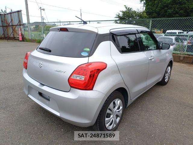 Suzuki SWIFT 2017-07 8328228-4