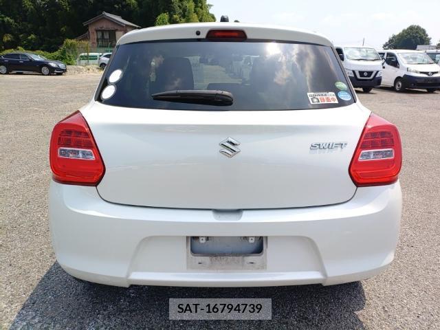 Suzuki SWIFT 2019-07 8328235-1