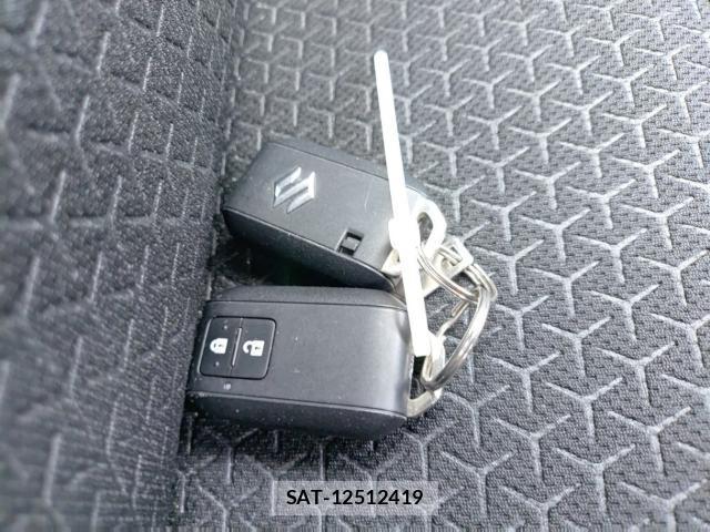 Suzuki SWIFT 2021-07 8328353-14