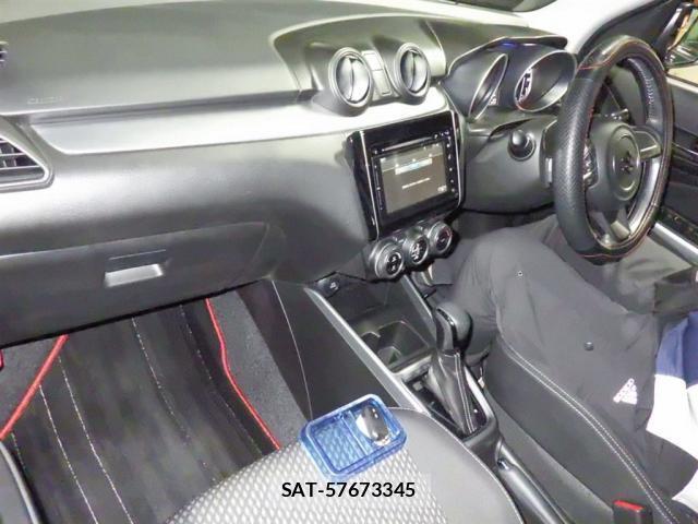 Suzuki SWIFT 2017-01 8328483-2