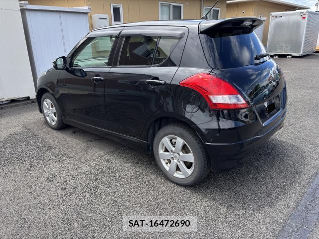Suzuki SWIFT 2013-10 8329571-3