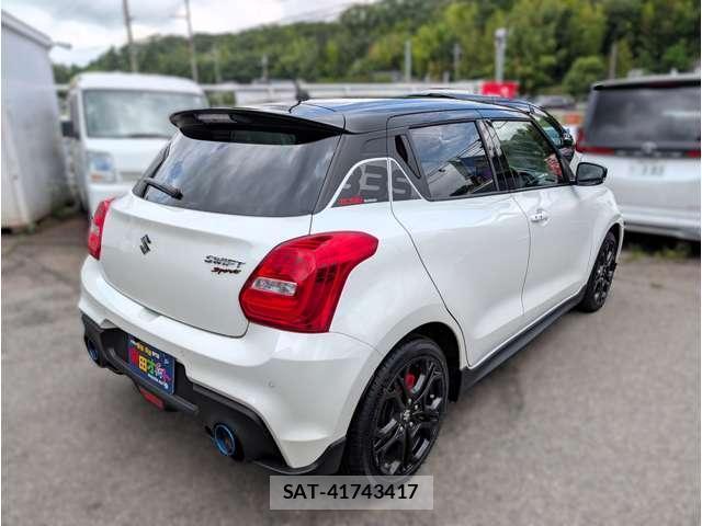 Suzuki SWIFT 2025-11 8330325-1