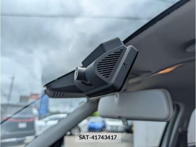 Suzuki SWIFT 2025-11 8330325-16