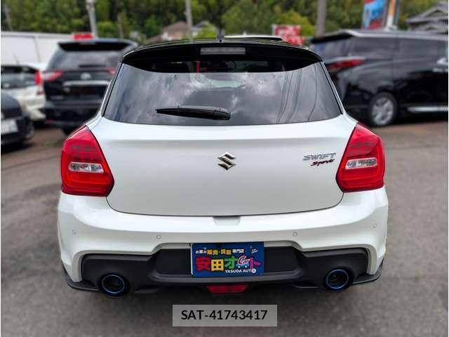Suzuki SWIFT 2025-11 8330325-18