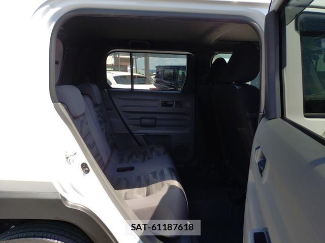 Daihatsu TAFT 2023-11 8327906-7