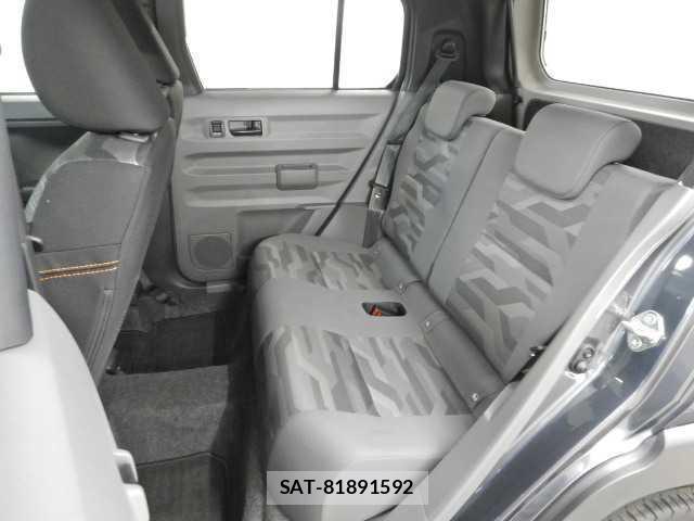 Daihatsu TAFT 2023-10 8328854-17