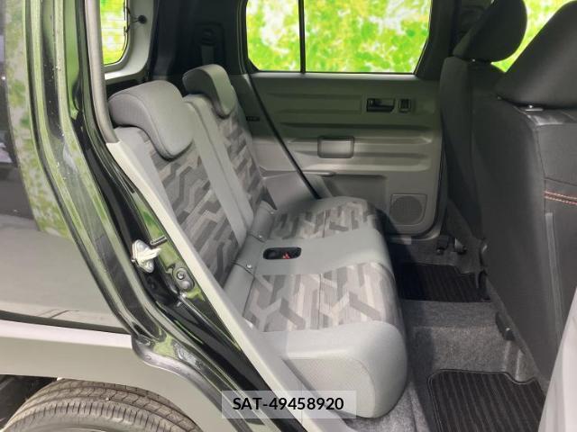 Daihatsu TAFT 2025-04 8330582-4