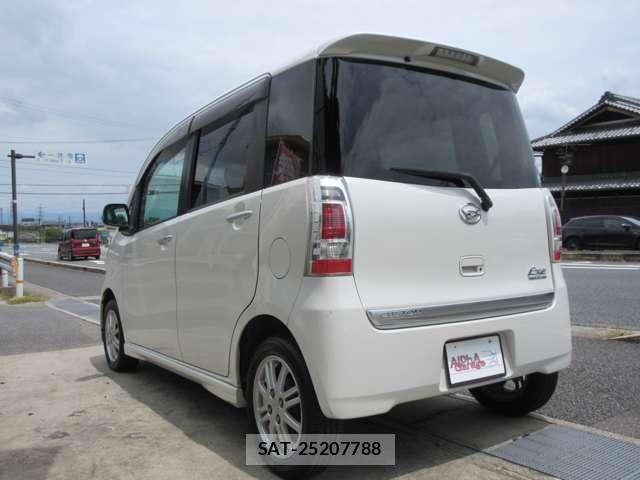 Daihatsu TANTO EXE 2010-06 8328728-10