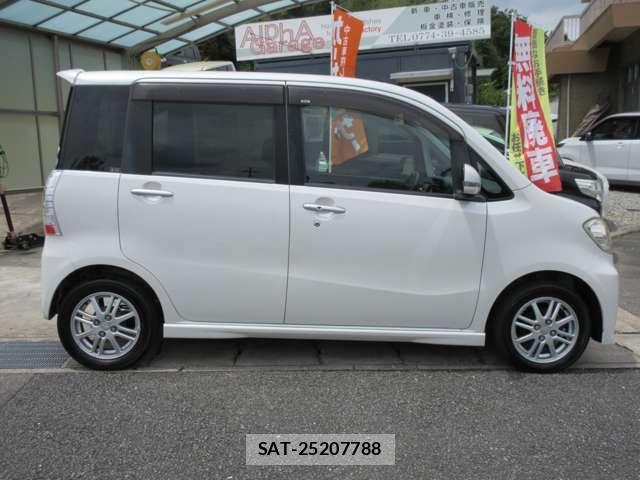 Daihatsu TANTO EXE 2010-06 8328728-11