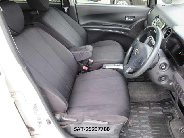 Daihatsu TANTO EXE 2010-06 8328728-3