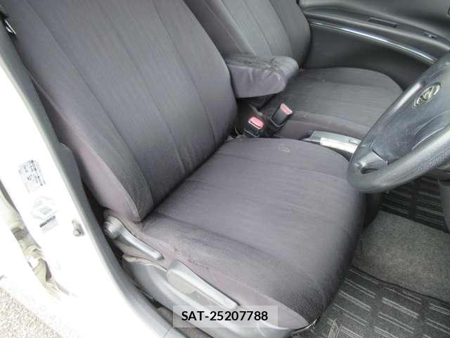 Daihatsu TANTO EXE 2010-06 8328728-4