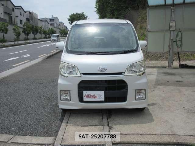 Daihatsu TANTO EXE 2010-06 8328728-9