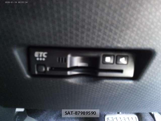 Daihatsu TANTO 2022-02 8328053-19