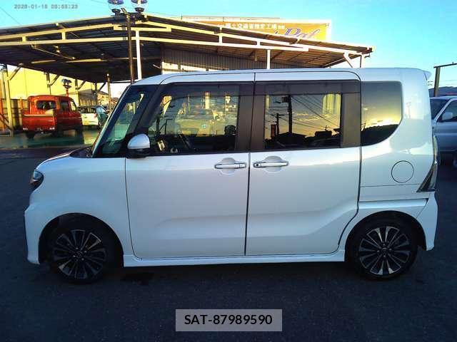 Daihatsu TANTO 2022-02 8328053-9