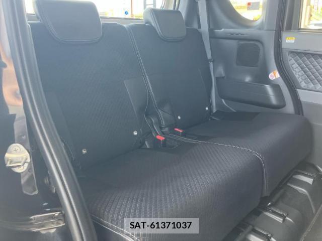 Daihatsu TANTO 2020-02 8328146-4