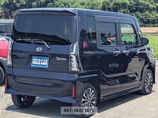Daihatsu TANTO 2023-01 8328383-3