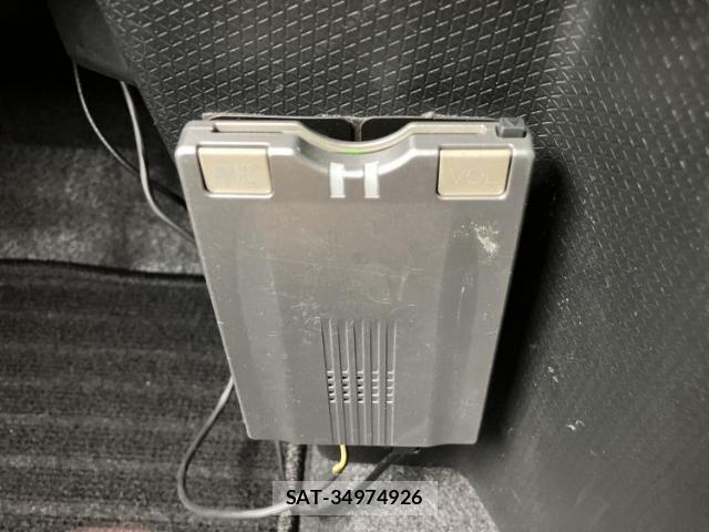 Daihatsu TANTO 2019-10 8328463-15