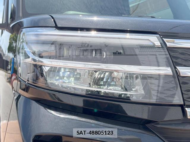 Daihatsu TANTO 2023-07 8329599-11
