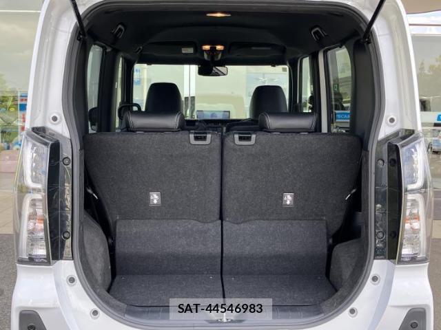 Daihatsu TANTO 2019-11 8329810-7